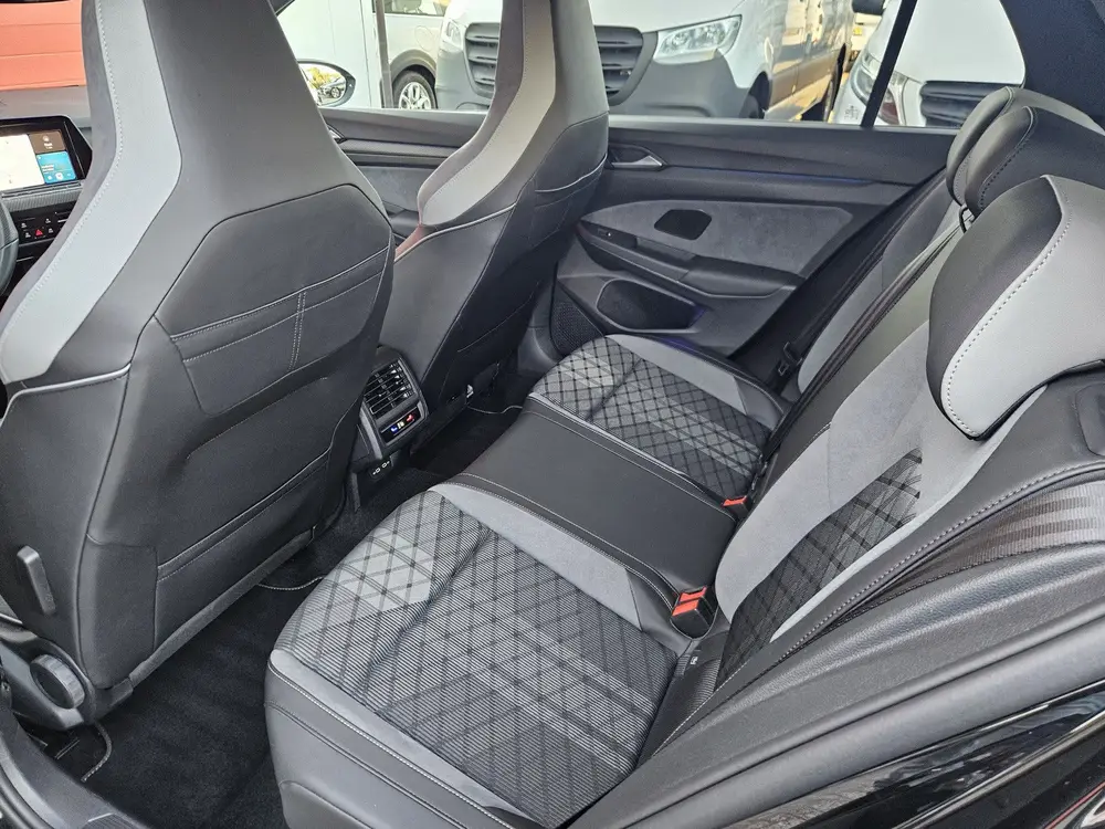 Volkswagen Golf 1.5 eTSI R-Line Business | IQ Light | H/K | uit 2024, foto 12