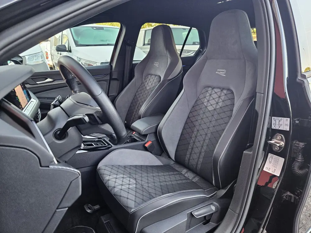 Volkswagen Golf 1.5 eTSI R-Line Business | IQ Light | H/K | uit 2024, foto 4