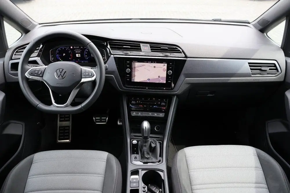 Volkswagen Touran 1.5 TSI DSG R-Line / 7 persoons/  Camera / uit 2025, foto 4