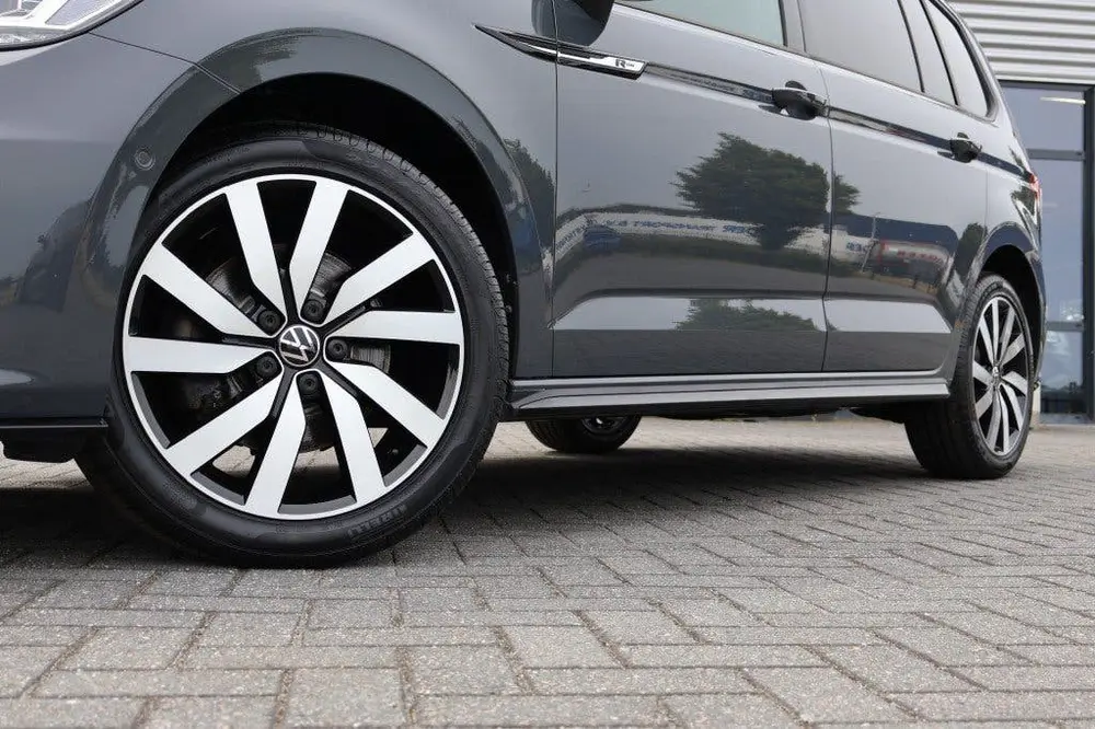 Volkswagen Touran 1.5 TSI DSG R-Line / 7 persoons/  Camera / uit 2025, foto 6