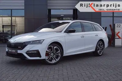 Skoda Octavia Combi 1.4 TSI RS iV 245pk uit 2022