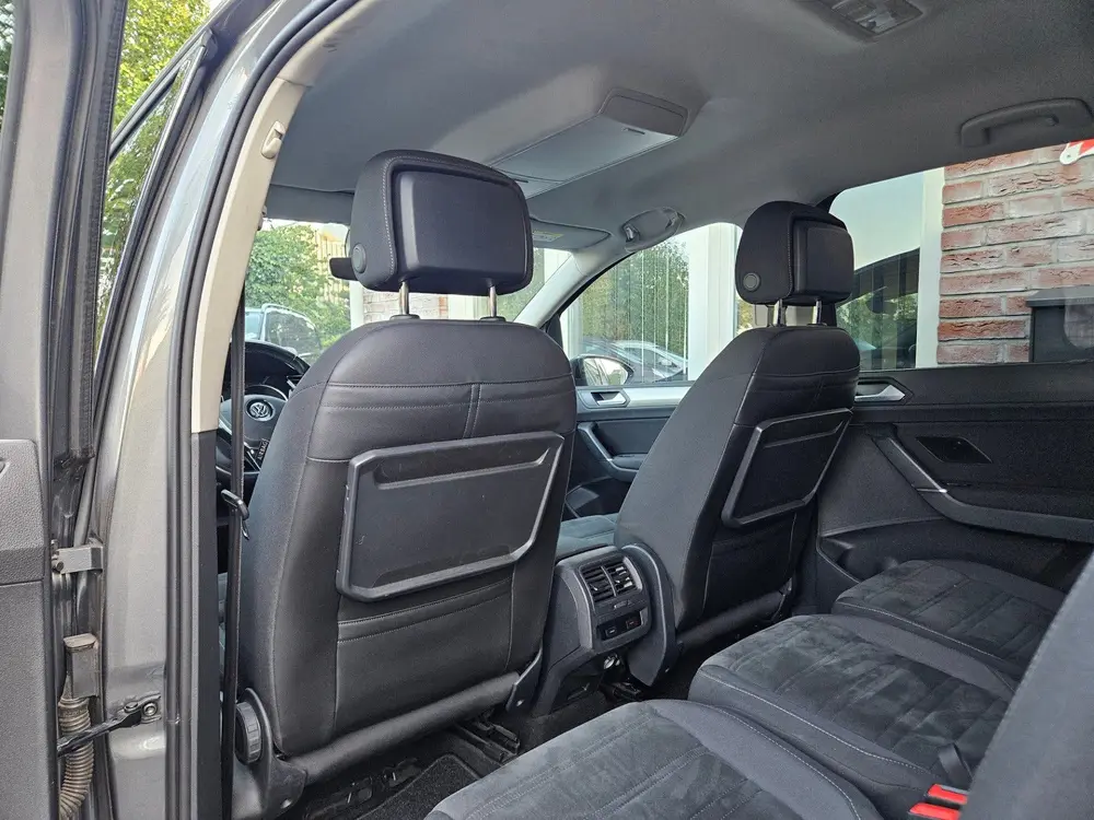 Volkswagen Touran 1.0 TSI Comfortline Business Carplay! Trek uit 2019, foto 18