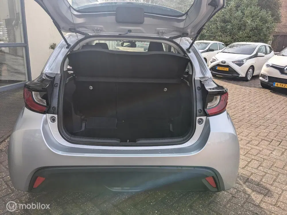 Mazda 2 1.5 Centre-line uit 2024, foto 16