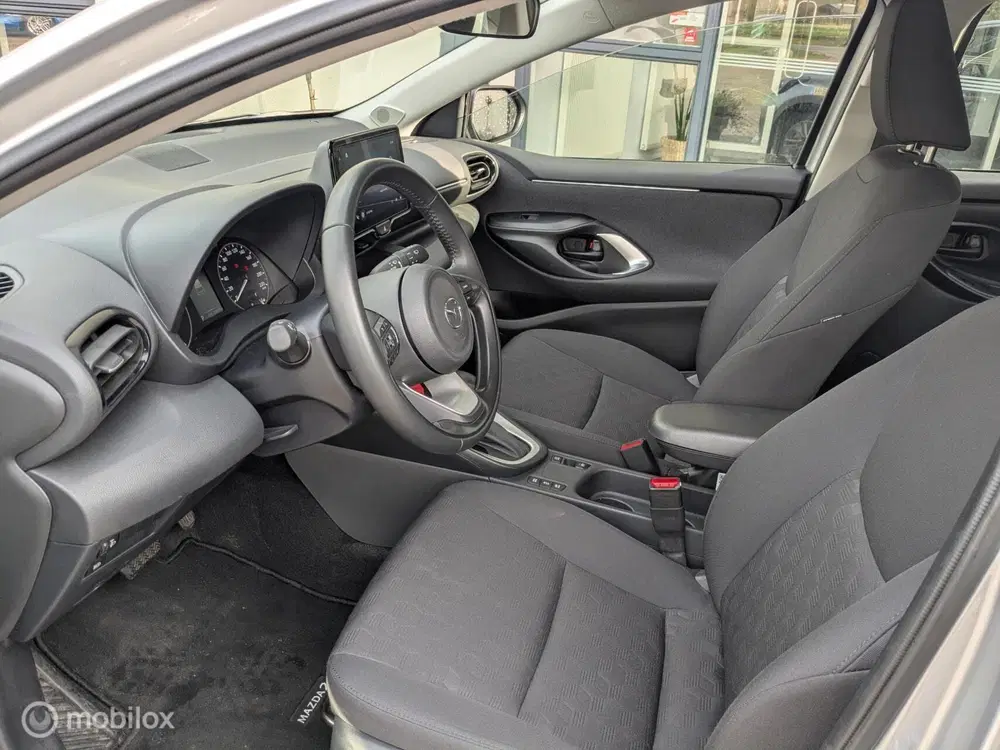 Mazda 2 1.5 Centre-line uit 2024, foto 4
