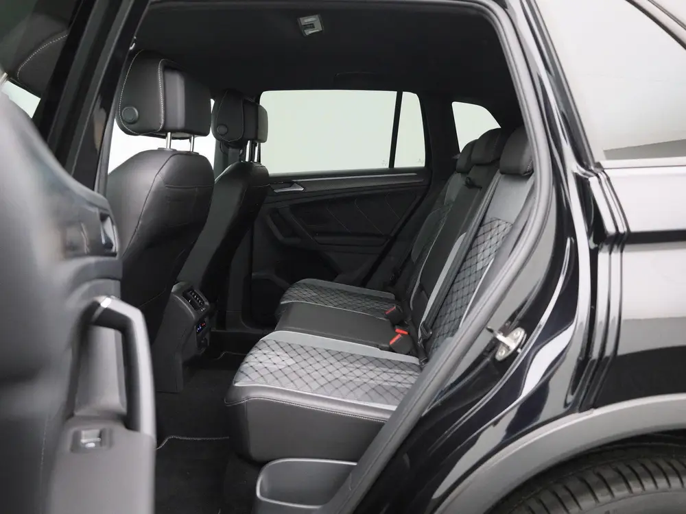 Volkswagen Tiguan 1.4 TSI eHybrid R-Line Business+ 245 PK| D uit 2022, foto 12