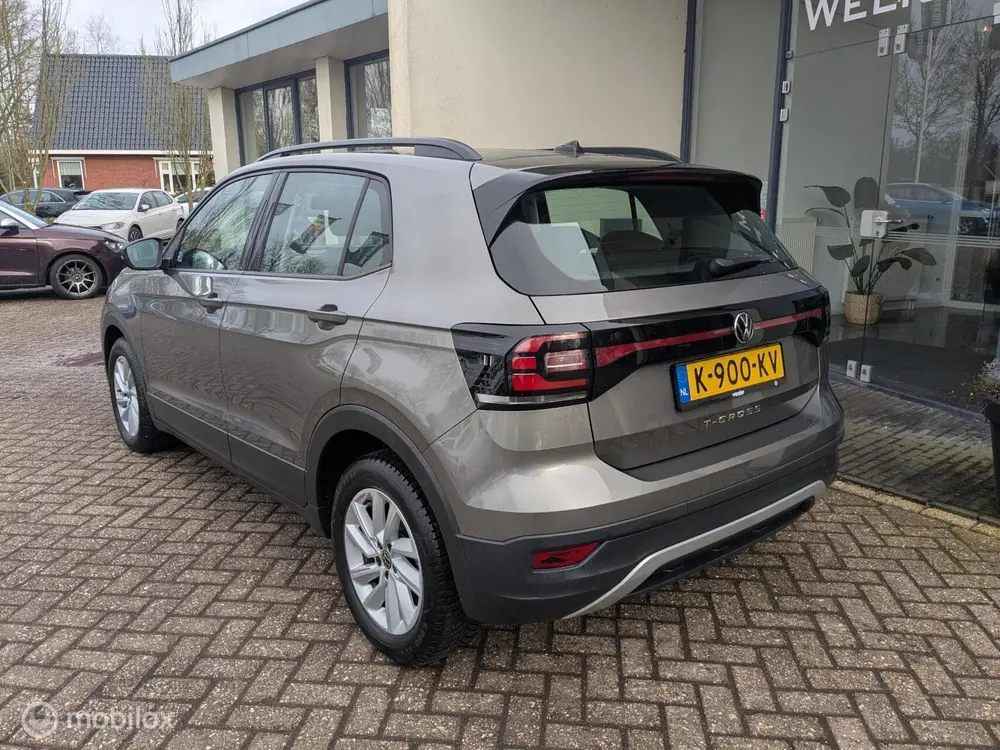 Volkswagen T-Cross 1.0 TSI Life uit 2021, foto 6