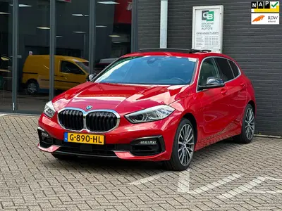 BMW 1-serie 118i Executive Edition uit 2019