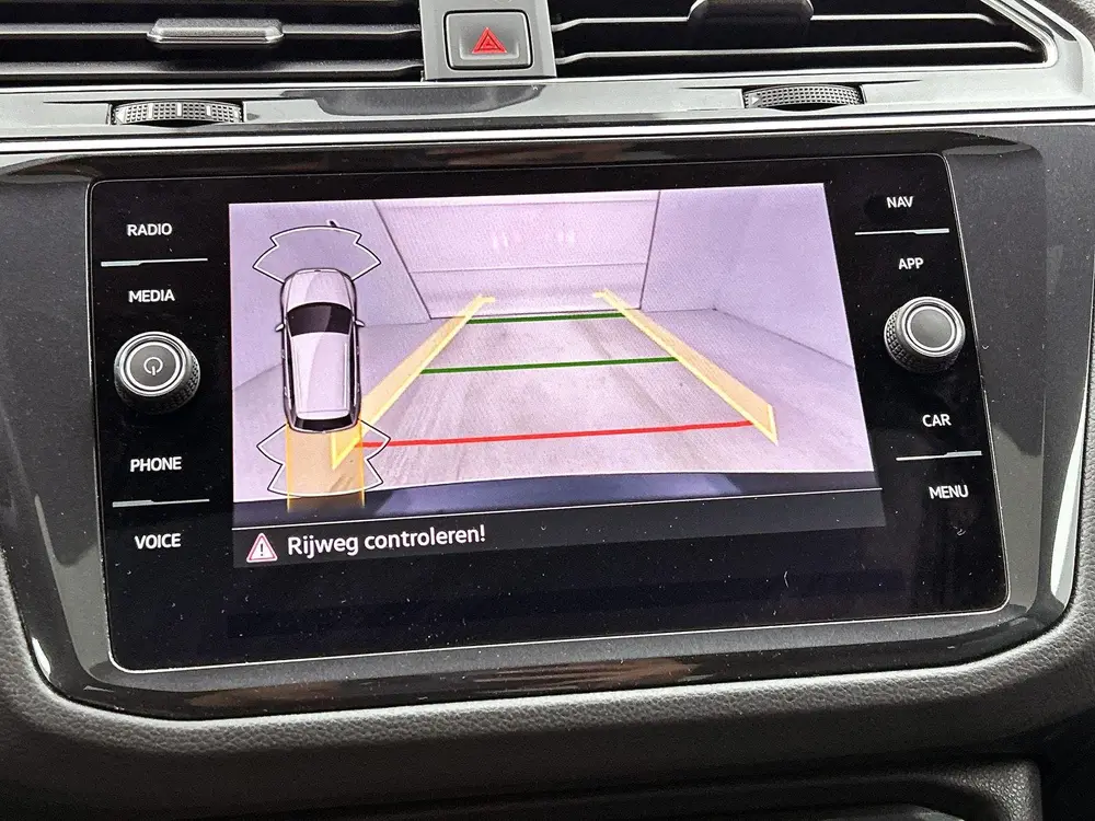 Volkswagen Tiguan 1.5 TSI R-Line Business+ uit 2022, foto 10