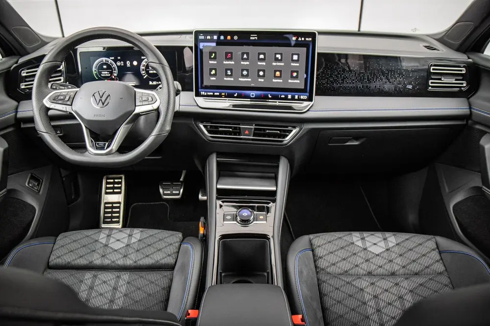 Volkswagen Tiguan 1.5 eHybrid 204pk R-Line Edition | Black S uit 2025, foto 5