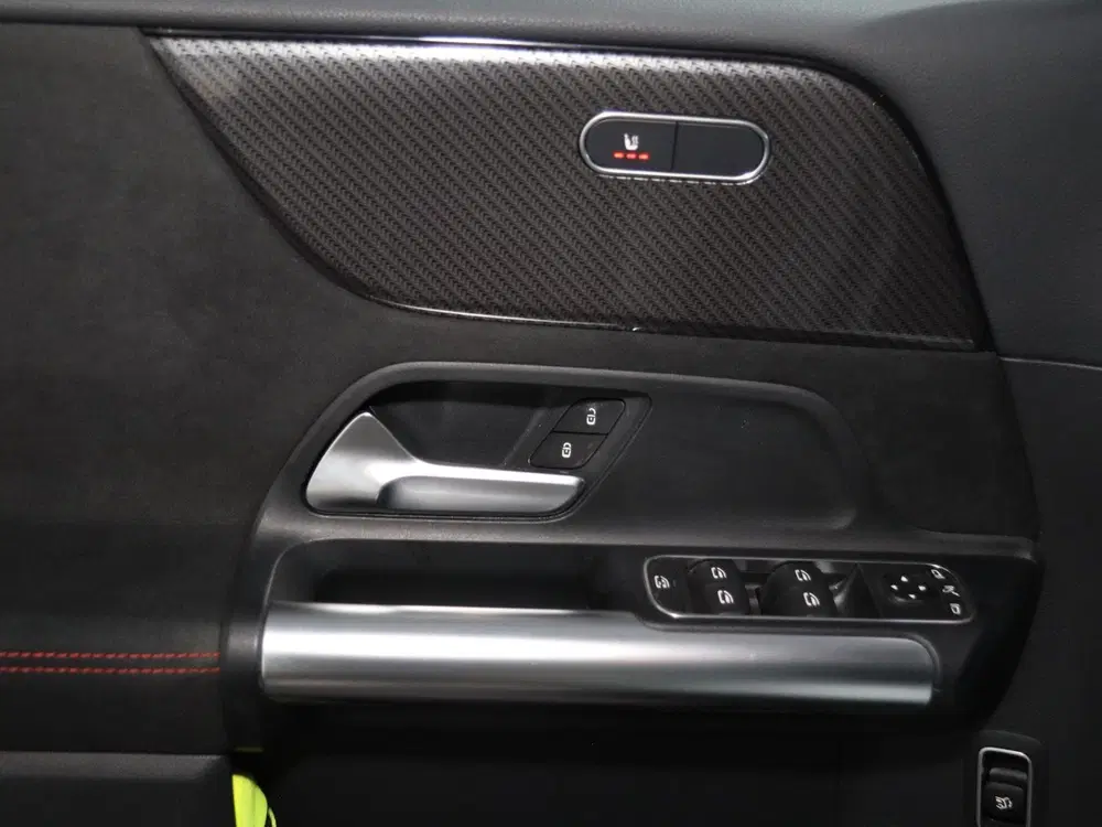 Mercedes-Benz B-Klasse 180 Advantage uit 2020, foto 14