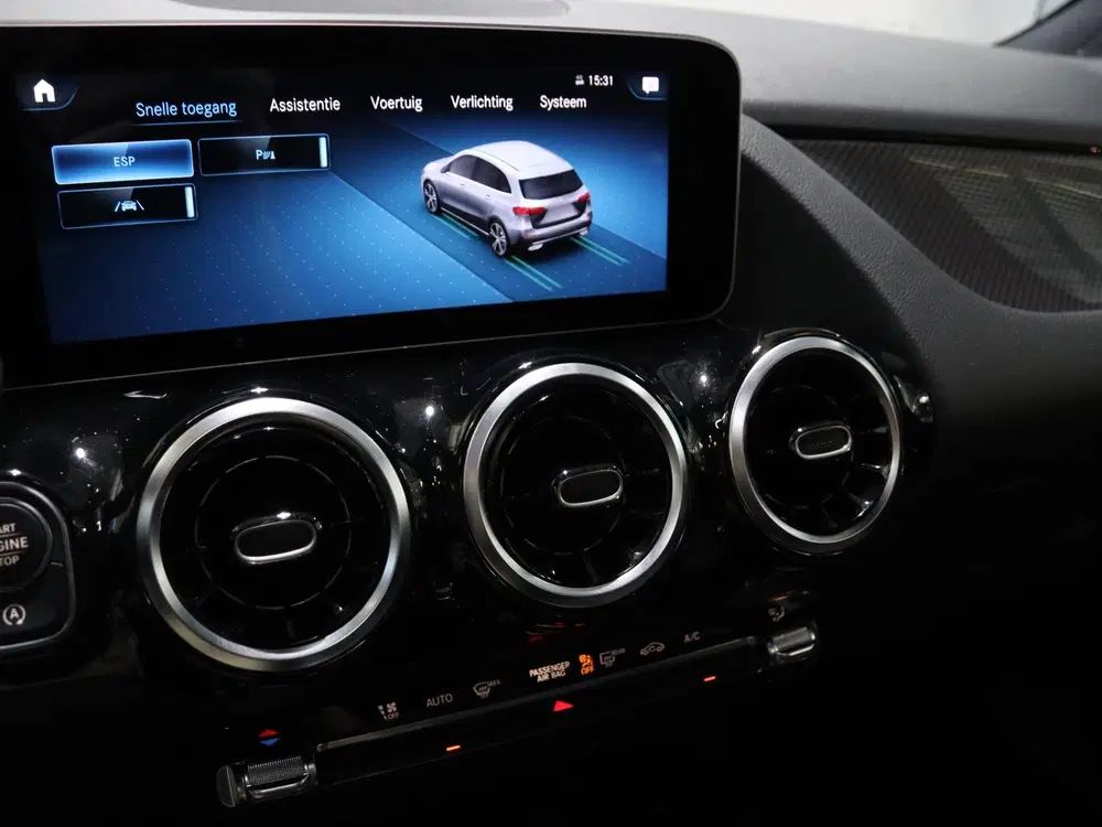 Mercedes-Benz B-Klasse 180 Advantage uit 2020, foto 17