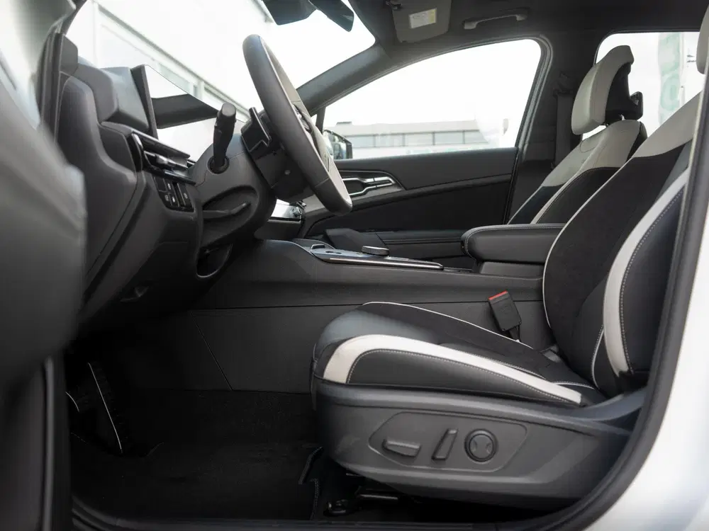 Kia Sportage 1.6 T-GDi Plug-in Hybrid GT-PlusLine uit 2026, foto 16