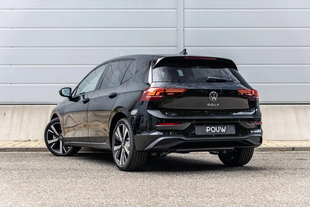 Volkswagen Golf 1.5 eHybrid 204pk Life Edition | Trekhaak We uit 2026, foto 11