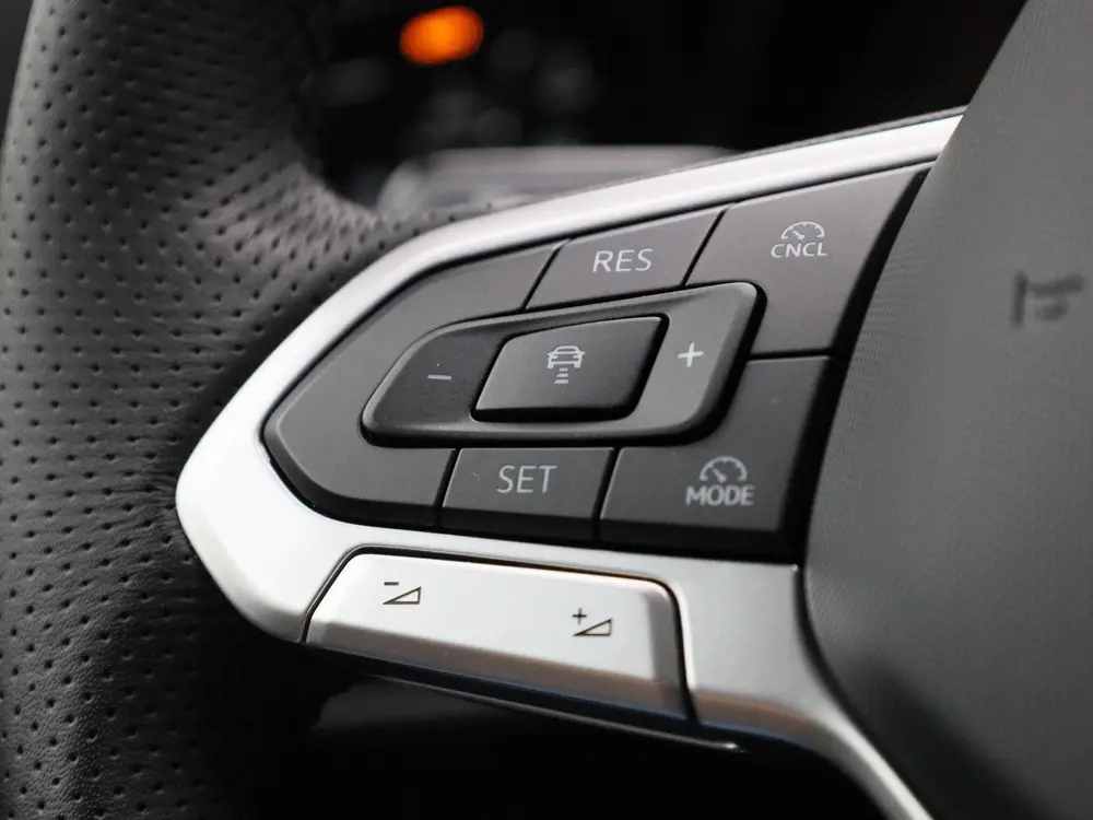Volkswagen Golf 1.5 eTSI R-Line Edition 150 PK| Stoelverwarm uit 2025, foto 18