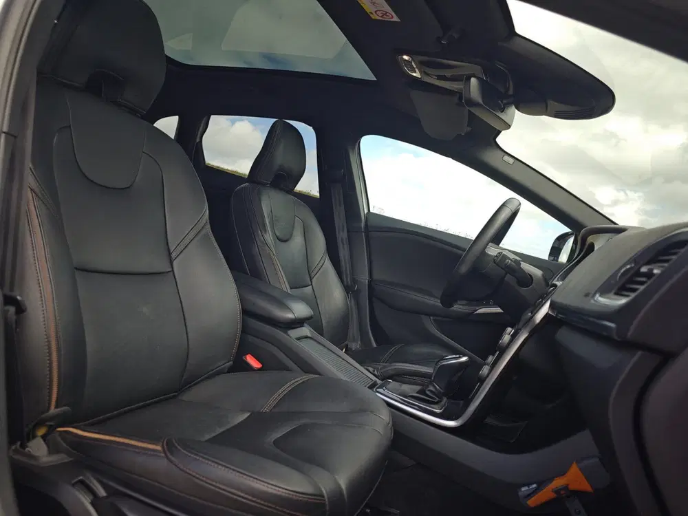 Volvo V40 Cross Country 1.5 T3 Polar+ Luxury uit 2019, foto 15