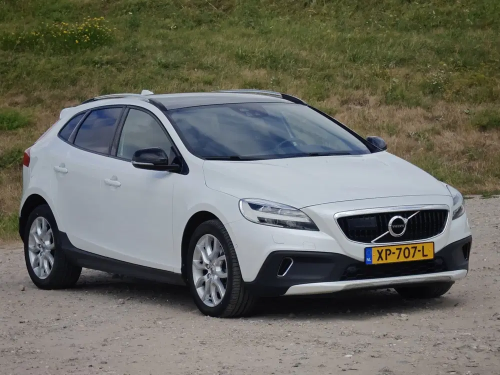 Volvo V40 Cross Country 1.5 T3 Polar+ Luxury uit 2019, foto 4