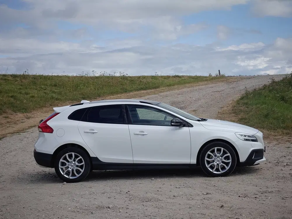 Volvo V40 Cross Country 1.5 T3 Polar+ Luxury uit 2019, foto 9