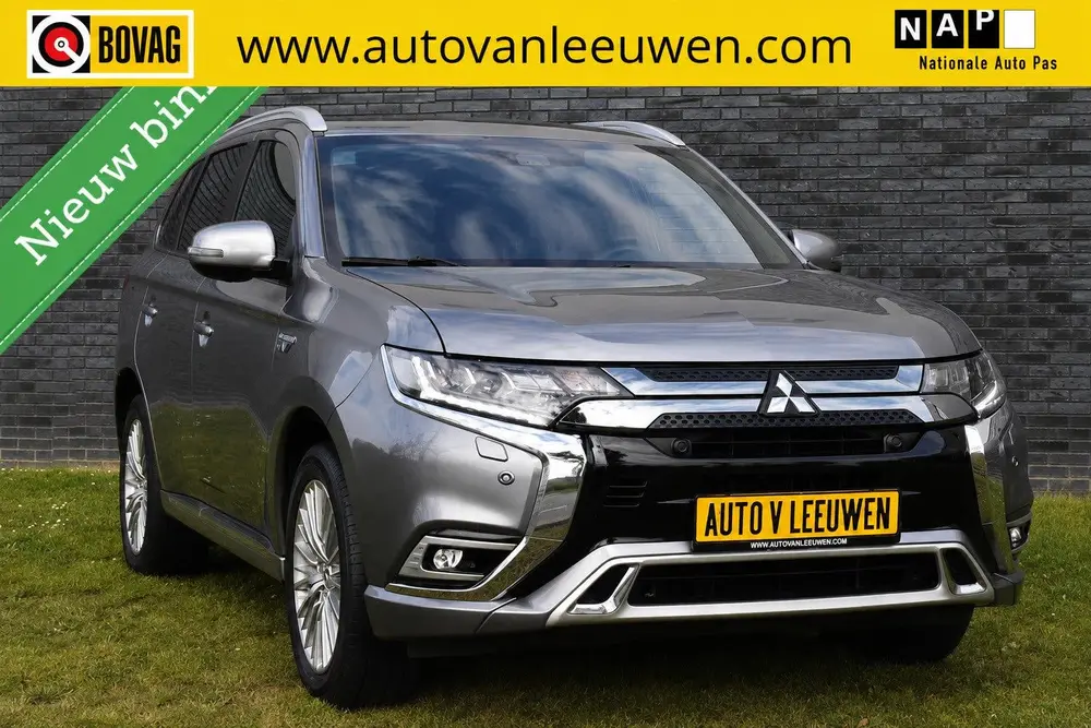Mitsubishi Outlander 2.4 PHEV Diamand Edition LEDER/TREKHAAK uit 2019