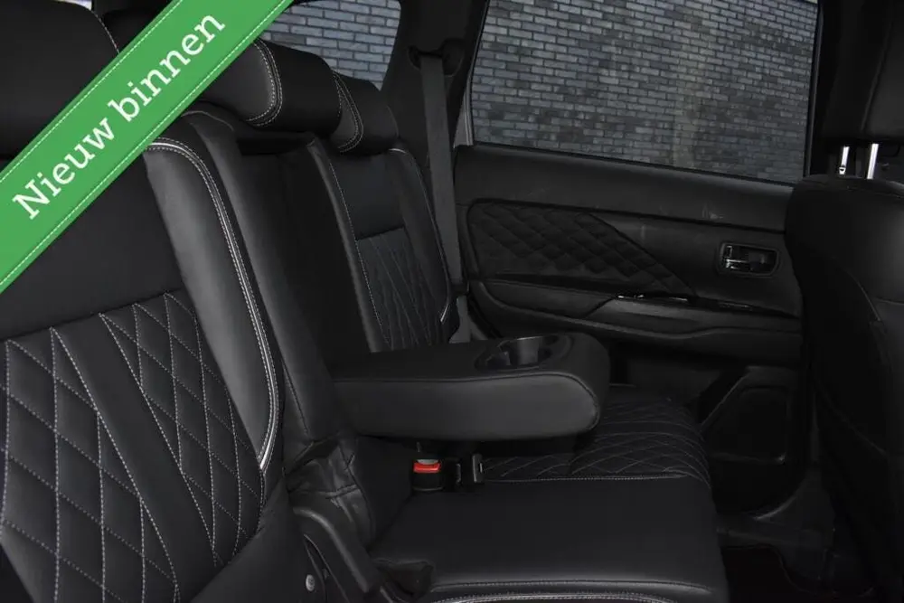 Mitsubishi Outlander 2.4 PHEV Diamand Edition LEDER/TREKHAAK uit 2019, foto 20