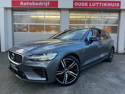 Volvo V60 2.0 T8 Twin-Engine AWD R-Design Camera Har uit 2020