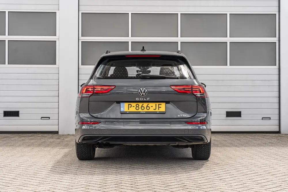 Volkswagen Golf Variant 1.0 eTSI 110pk DSG Life | Navigatie uit 2022, foto 11