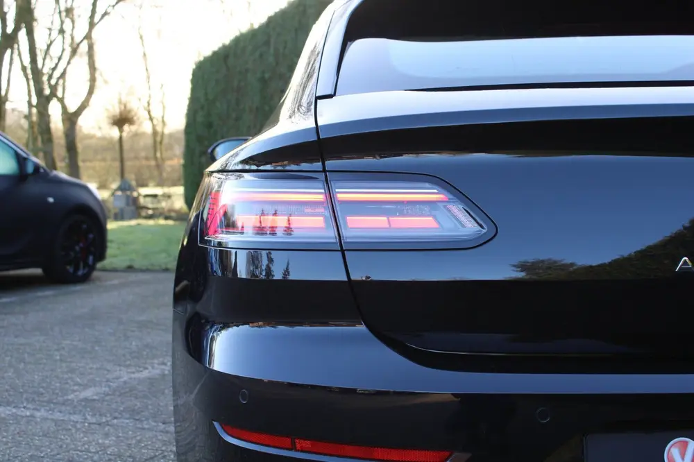 Volkswagen Arteon Shooting Brake 1.4 TSI eHybrid R-Line Busi uit 2022, foto 9
