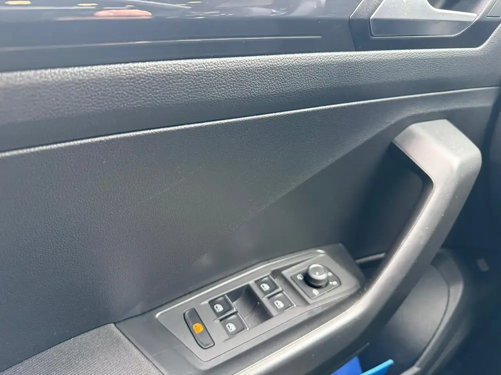 Volkswagen T-Roc 1.5 TSI Sport uit 2019, foto 18