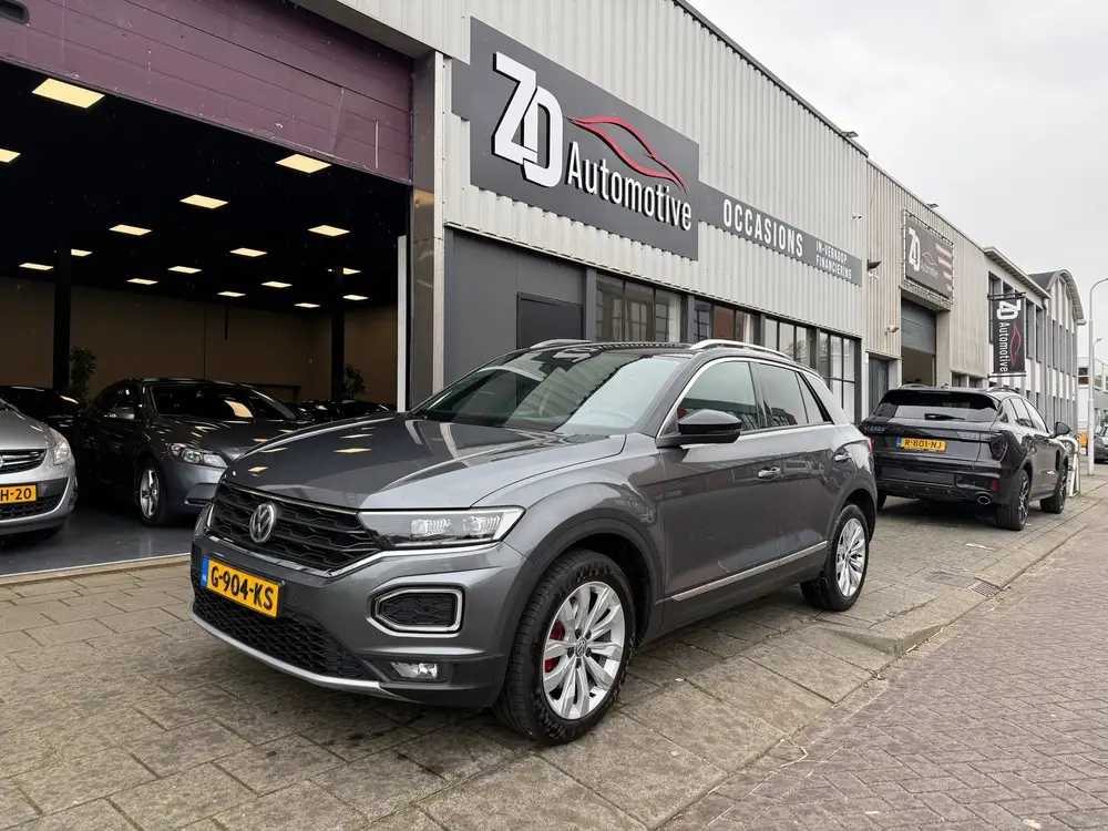 Volkswagen T-Roc 1.5 TSI Sport uit 2019, foto 4