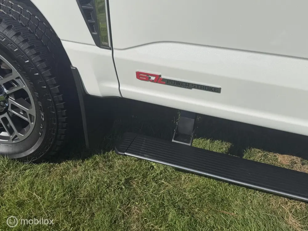 Ford F250 Limited H.O. B of C Rijbewi uit 2024, foto 13