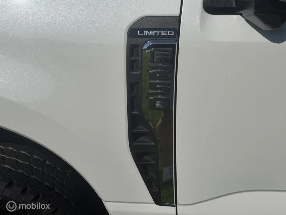 Ford F250 Limited H.O. B of C Rijbewi uit 2024, foto 15