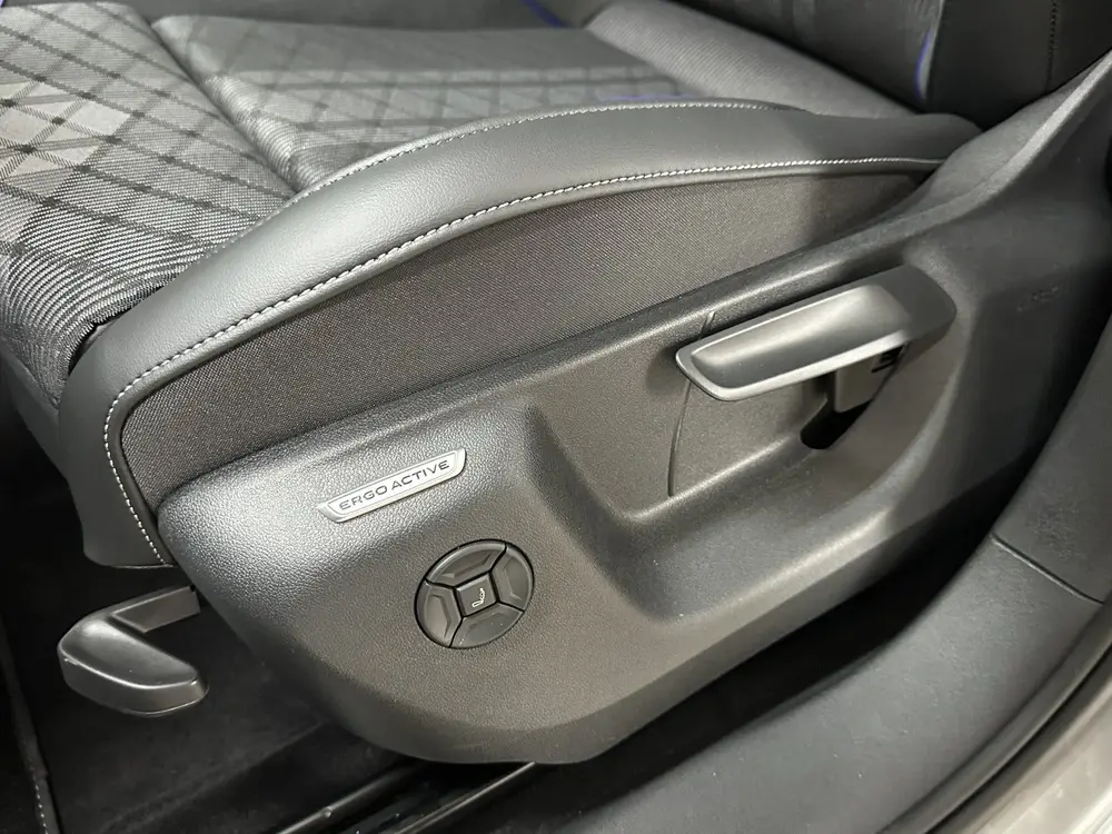 Volkswagen Tayron 1.5 eHybrid R-Line Edition 272pk | Groot s uit 2026, foto 10