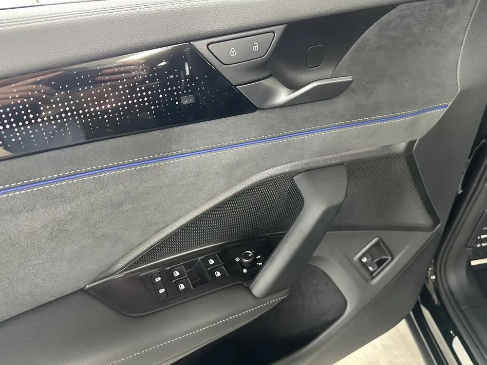 Volkswagen Tayron 1.5 eHybrid R-Line Edition 272pk | Groot s uit 2026, foto 10