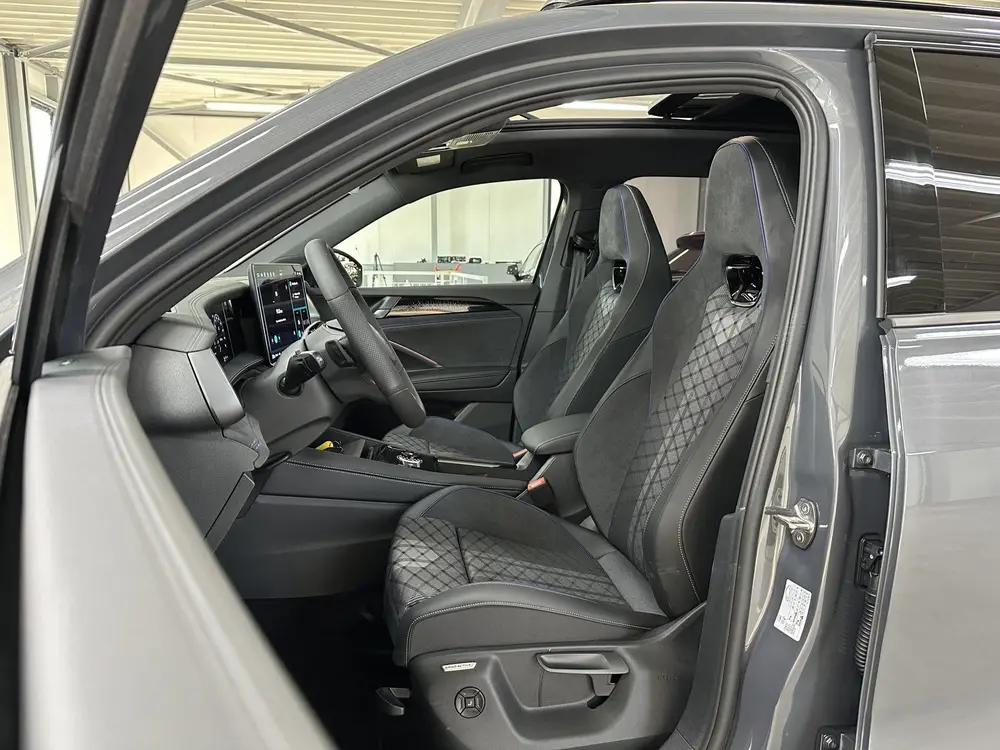 Volkswagen Tayron 1.5 eHybrid R-Line Edition 272pk | Groot s uit 2026, foto 7