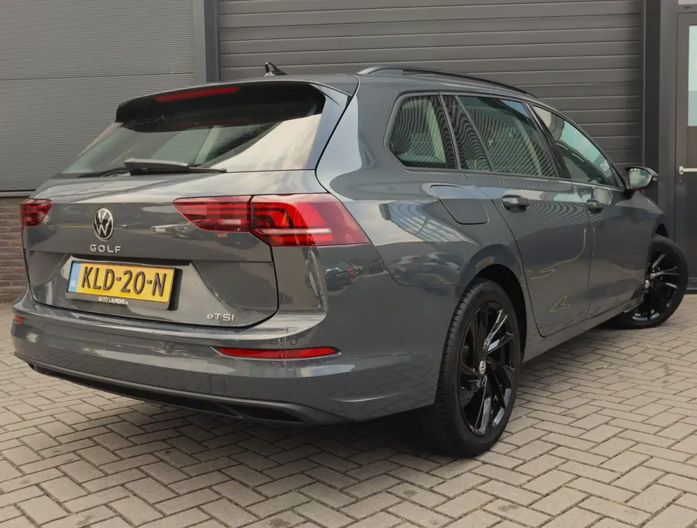 Volkswagen Golf Variant 1.5 eTSI Life Edition | Trekhaak | B uit 2025, foto 2