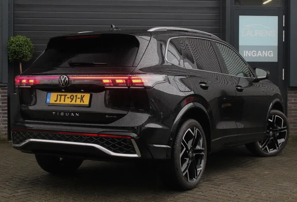 Volkswagen Tiguan 2.0 TSI 4Motion R-line Elegance | Panorama uit 2025, foto 2