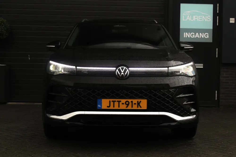 Volkswagen Tiguan 2.0 TSI 4Motion R-line Elegance | Panorama uit 2025, foto 3