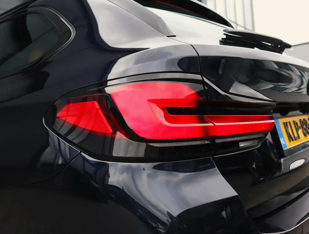 BMW 5-serie 530e M Sport uit 2023, foto 9