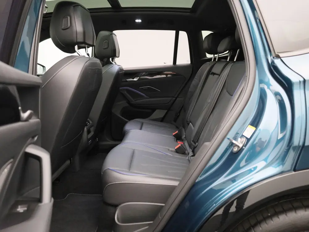 Volkswagen Tiguan 1.5 eHybrid R-Line Edition 272 PK| Panoram uit 2025, foto 12