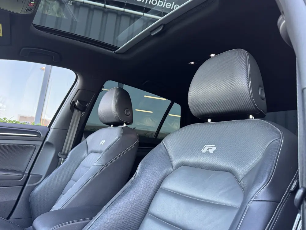 Volkswagen Golf 7,5 R R20 2.0 TSI 300pk 4Motion DSG / Aut. C uit 2019, foto 15