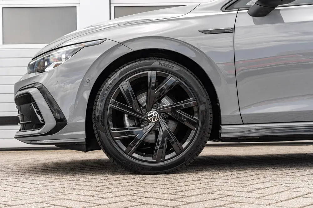 Volkswagen Golf Variant 1.5 eTSI 150pk DSG R-Line | Panorama uit 2023, foto 15