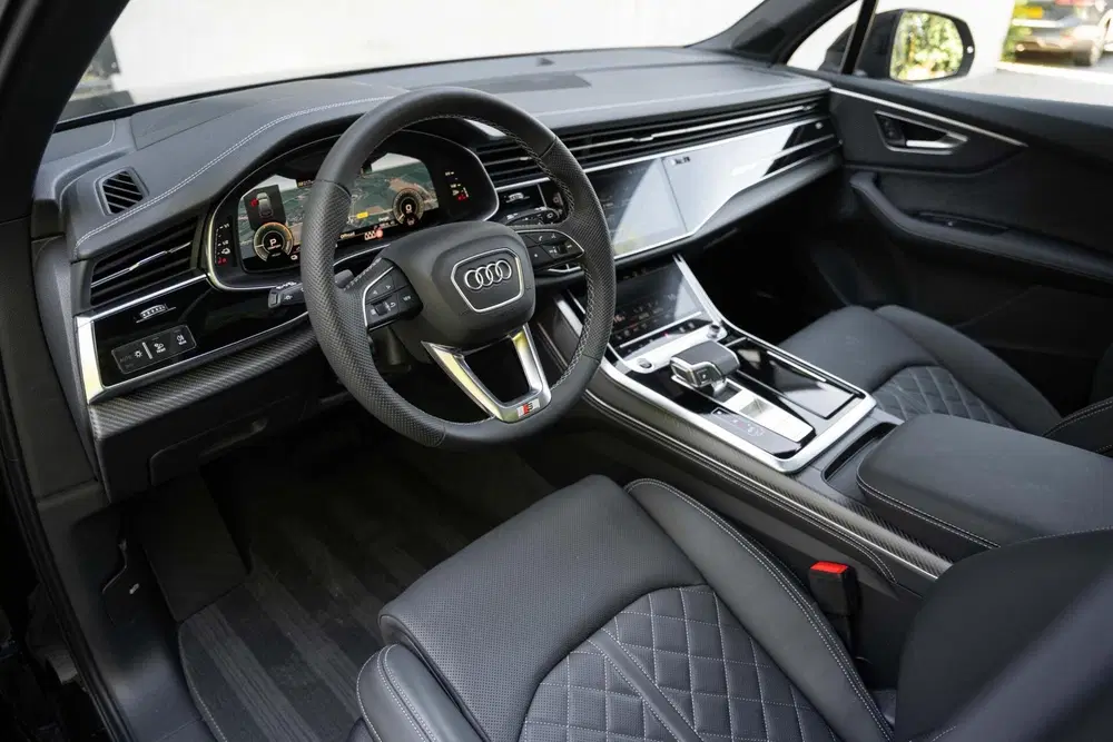 Audi Q7 60 TFSIe Comp. Luchtvering B&O Pano HUD Tr uit 2026, foto 3