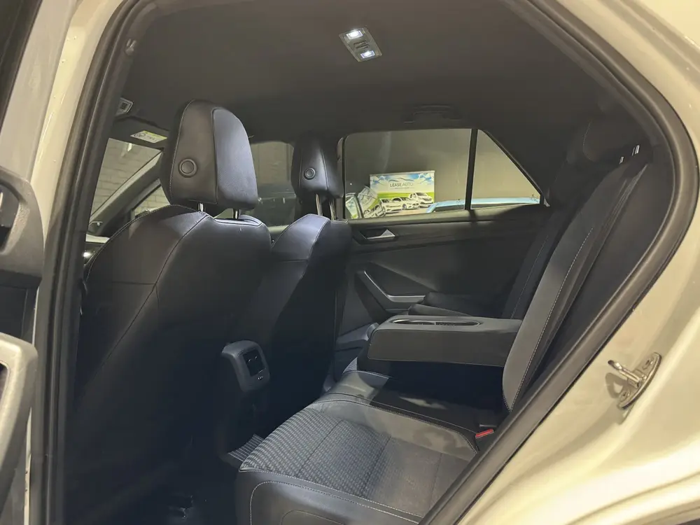 Volkswagen T-Roc 2.0 TSI 4Motion R ClimaC.CruiseC.Navi.Cama. uit 2020, foto 16