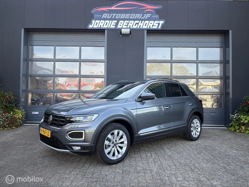 Volkswagen T-Roc 1.5 TSI Sport Business R Automaat uit 2022