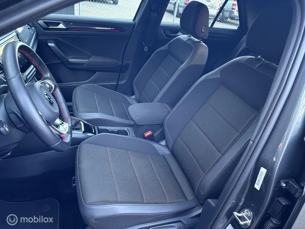 Volkswagen T-Roc 1.5 TSI Sport Business R Automaat uit 2022, foto 10