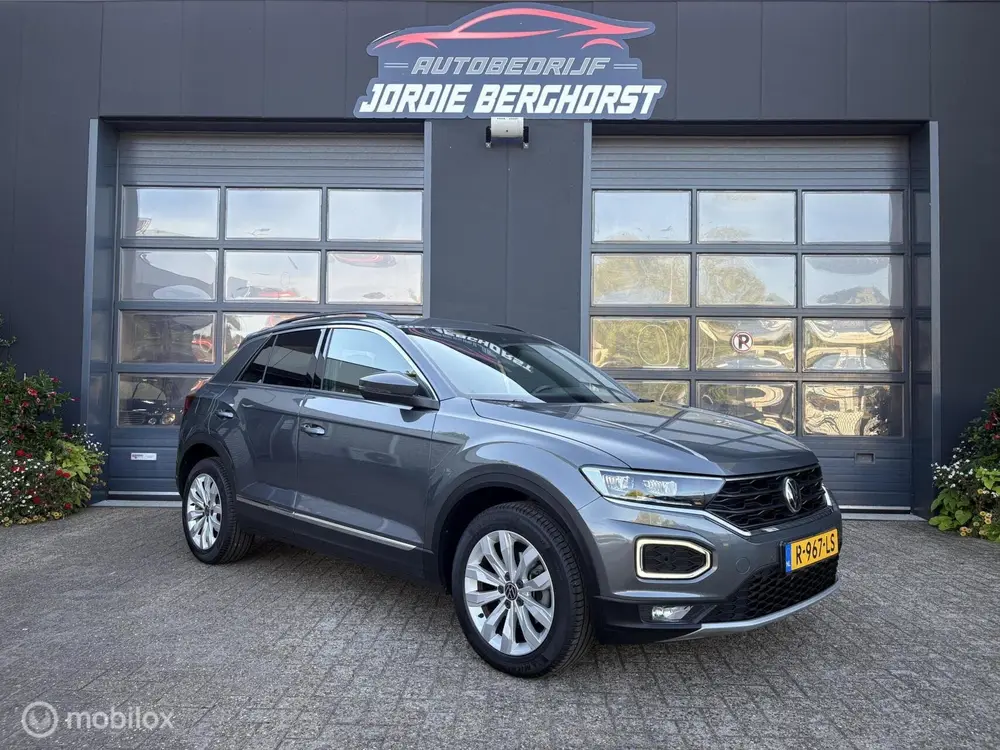 Volkswagen T-Roc 1.5 TSI Sport Business R Automaat uit 2022, foto 3
