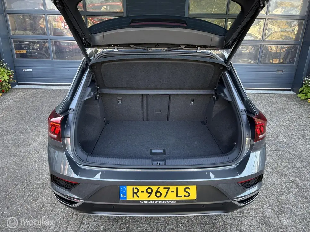 Volkswagen T-Roc 1.5 TSI Sport Business R Automaat uit 2022, foto 7