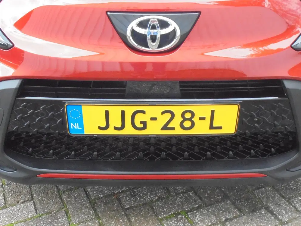 Toyota Aygo X 1.0 VVT-i AUTOMAAT CABRIODAK CLIMATE CONTR uit 2025, foto 17