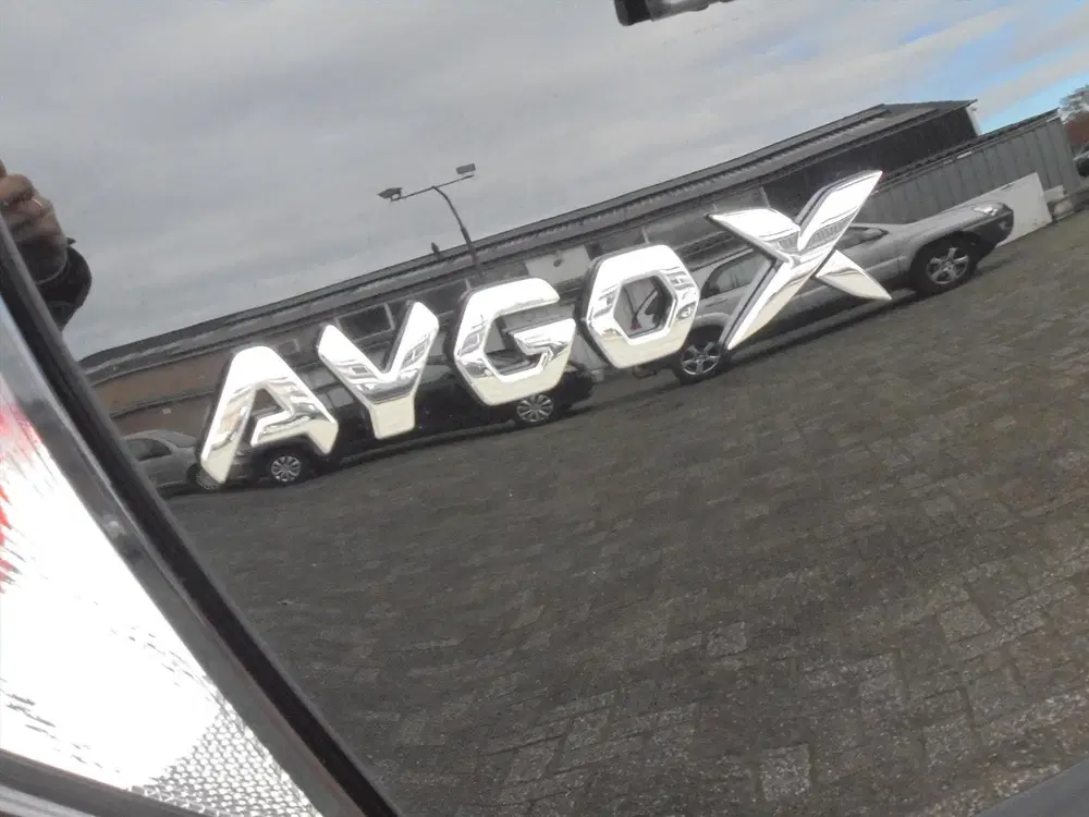 Toyota Aygo X 1.0 VVT-i AUTOMAAT CABRIODAK CLIMATE CONTR uit 2025, foto 9