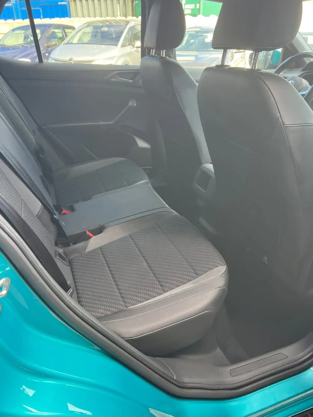 Volkswagen T-CROSS 1.0 TSI R LINE AUTOMAAT ! uit 2019, foto 13
