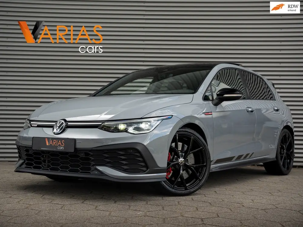 Volkswagen Golf 2.0 TSI GTI CLUBSPORT Akra Pano 27-2-2028 GA uit 2023